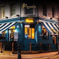 Mucci's Exterior
