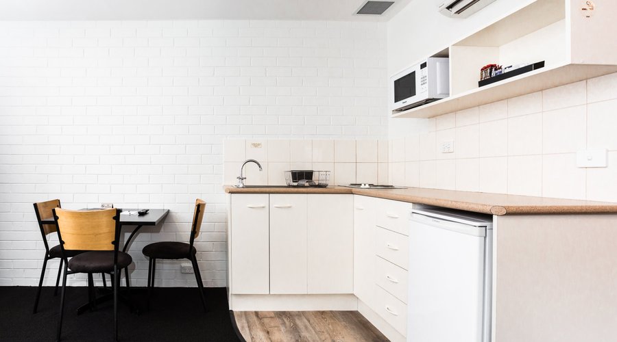 Executive Twin Studio Kitchen