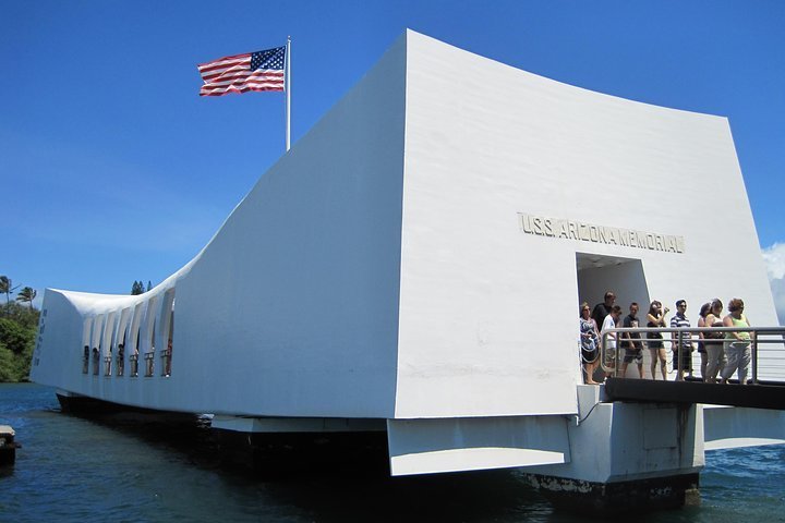 Private Tour: Remembering Pearl Harbor and Mighty Mo | Ko Olina, HI