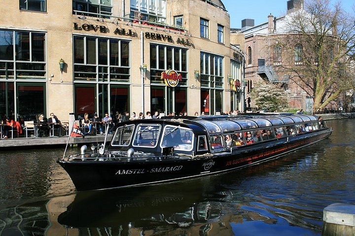 hard rock cafe amsterdam boat tour