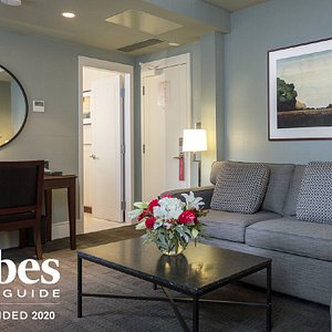 The St. Regis Hotel is thrilled to be Forbes Travel Guide Recommended for 2020. 