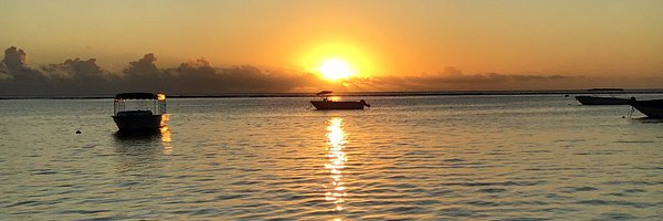 Le prese della corrente elettrica. - Picture of La Pirogue Mauritius -  Tripadvisor