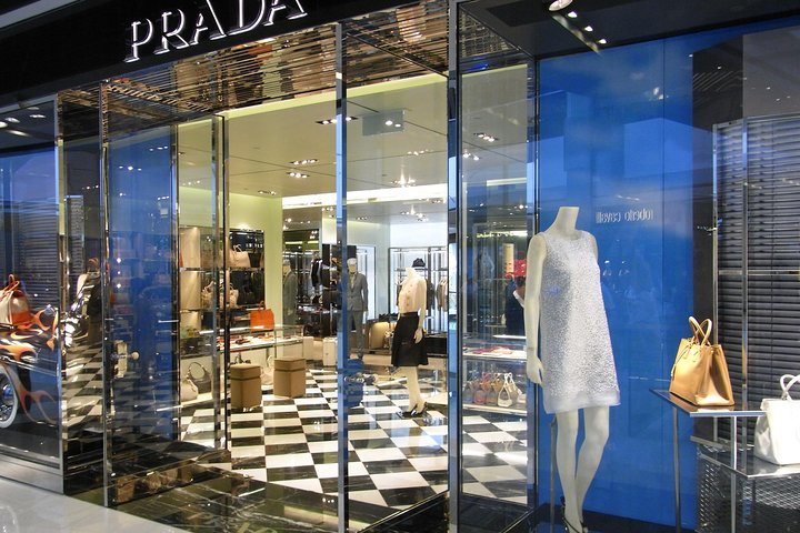 prada outlet zurich