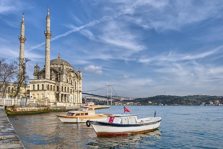 bosphorus cruise from ortakoy