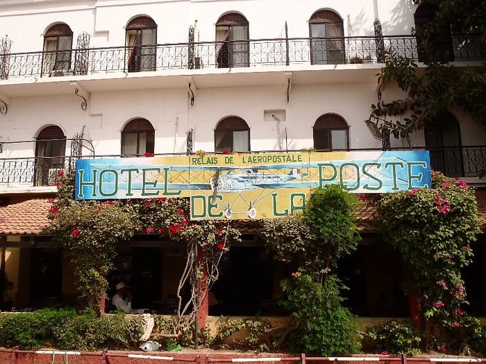 Présentation de la ville de Saint-Louis du Sénégal Hôtel de La Poste