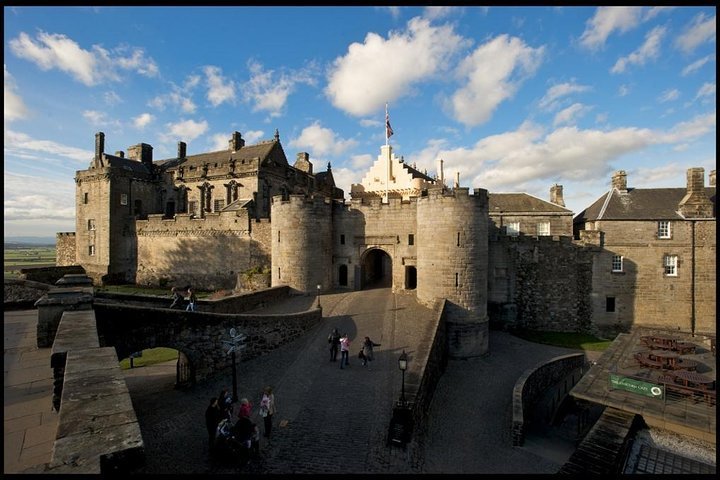 2023 Stirling Castle and the Secrets of the Old Town