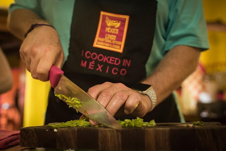 Mexican kitchen tools and gadgets at the La Cruz street market