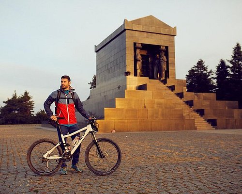 serbia cycle tours