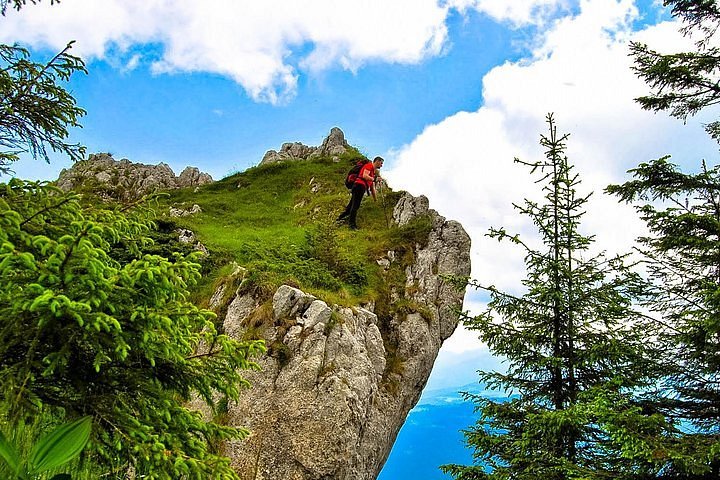 2024 Private Day Trek in Stairs Canyon and Piatra Mare Mountains