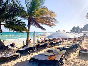 Piscine et plage
