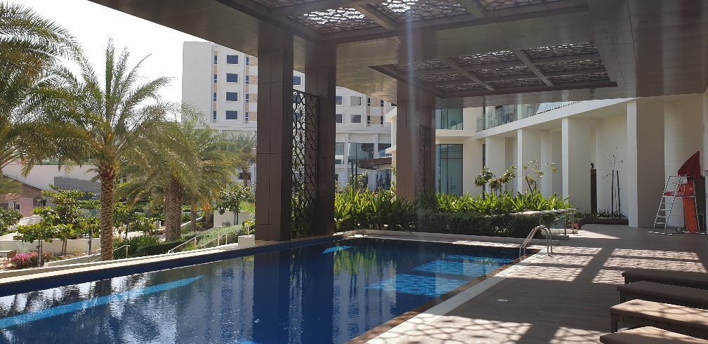 JW Marriott Muscat Pool Pictures & Reviews - Tripadvisor