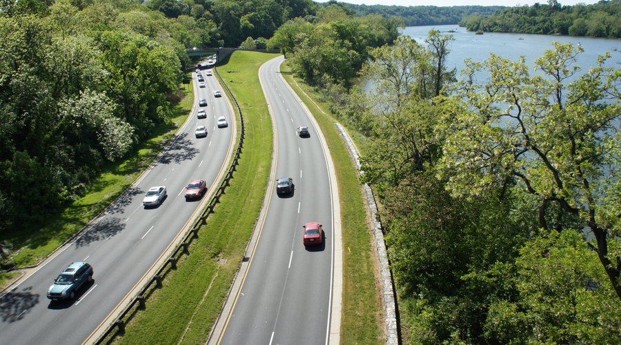 George Washington Parkway travels from Mount Vernon the home of George Washington on the Potomac River to the Capital Beltway (495). Beautiful trip that takes an hour or less and most of the time great views of the Potomac River and Washington D.C can be seen across the Potomac. Dual Lane highway and worth the trip.Take lots of pictures.