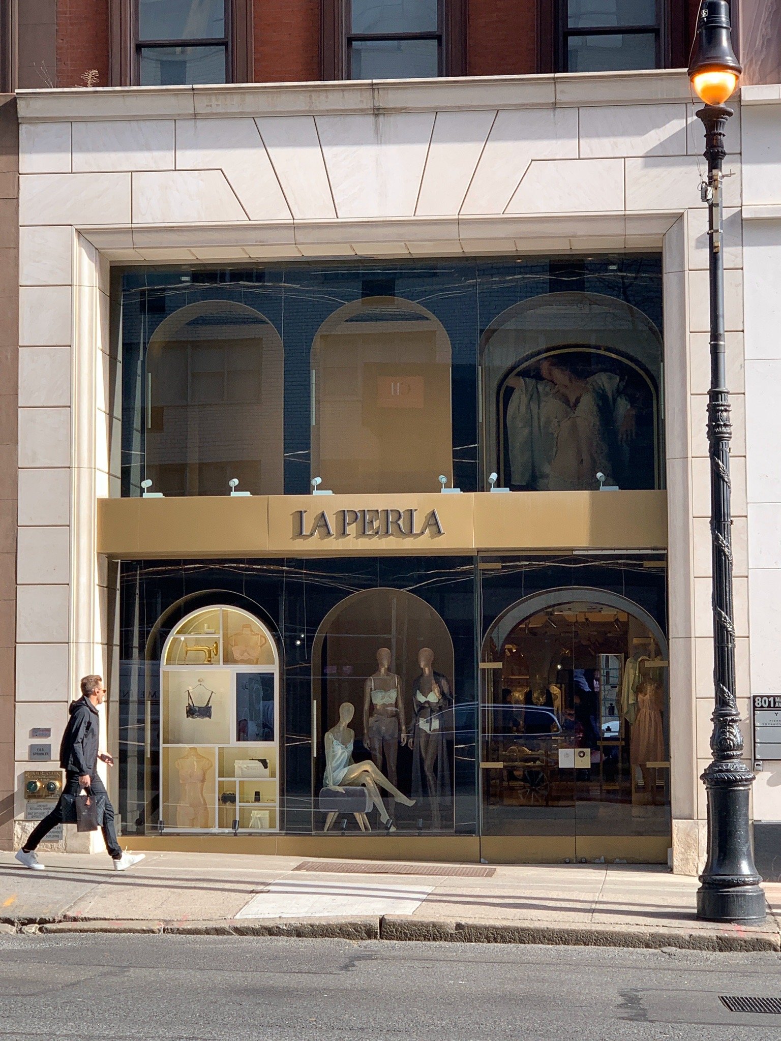Shop 2024 la perla