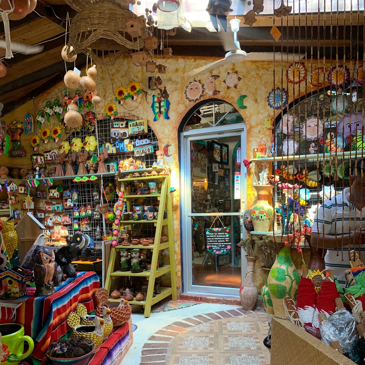 Amazing souvenir store - Review of Souvenir El Buen Amigo, La