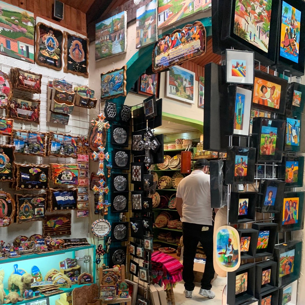 THE BEST La Ceiba Gift & Specialty Shops (Updated 2023)