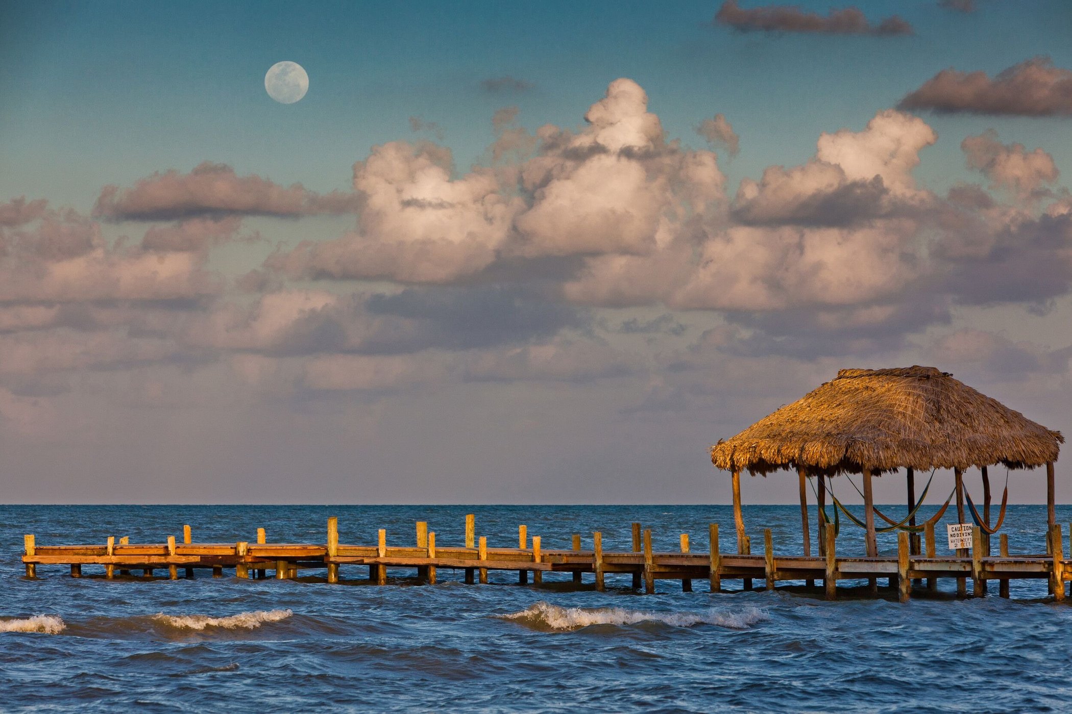 Pelican Beach Resort - Dangriga by null