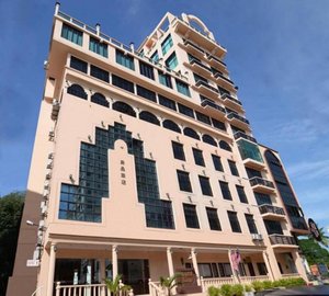Crystal Lodge in Kota Bharu, image may contain: City, Condo, Apartment Building, High Rise