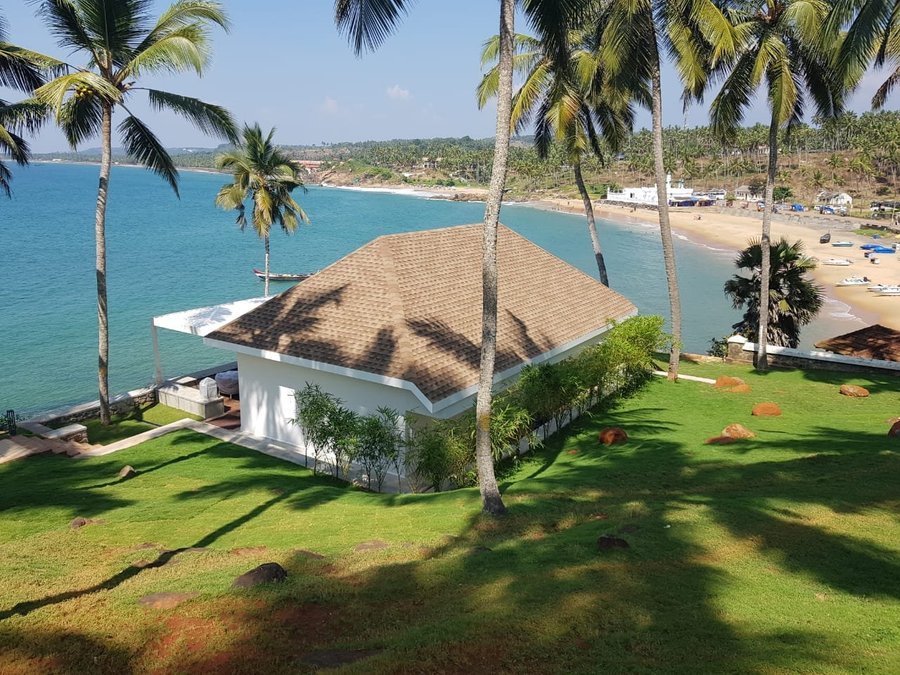 kovalam raviz