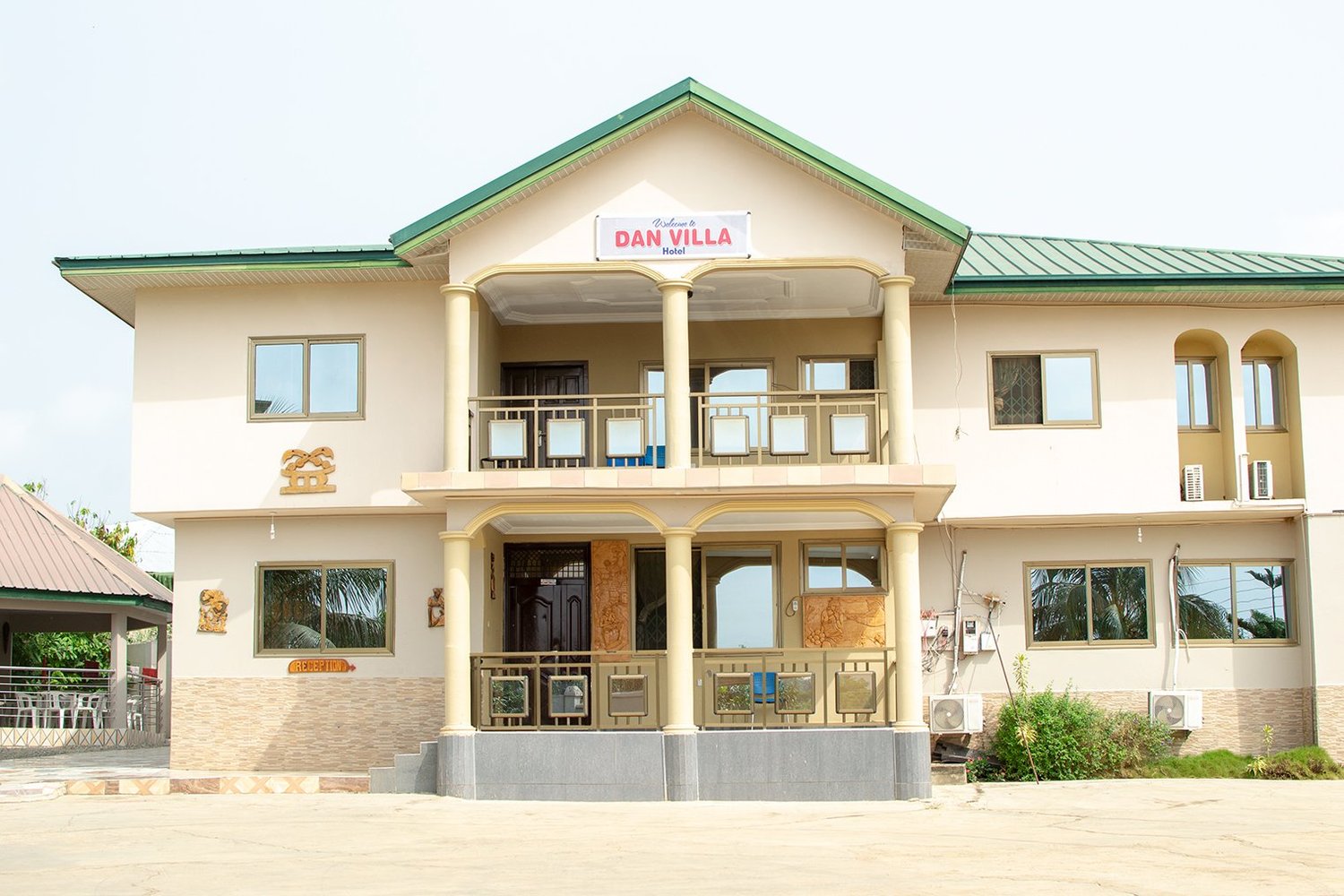 Dan Villa Hotel image