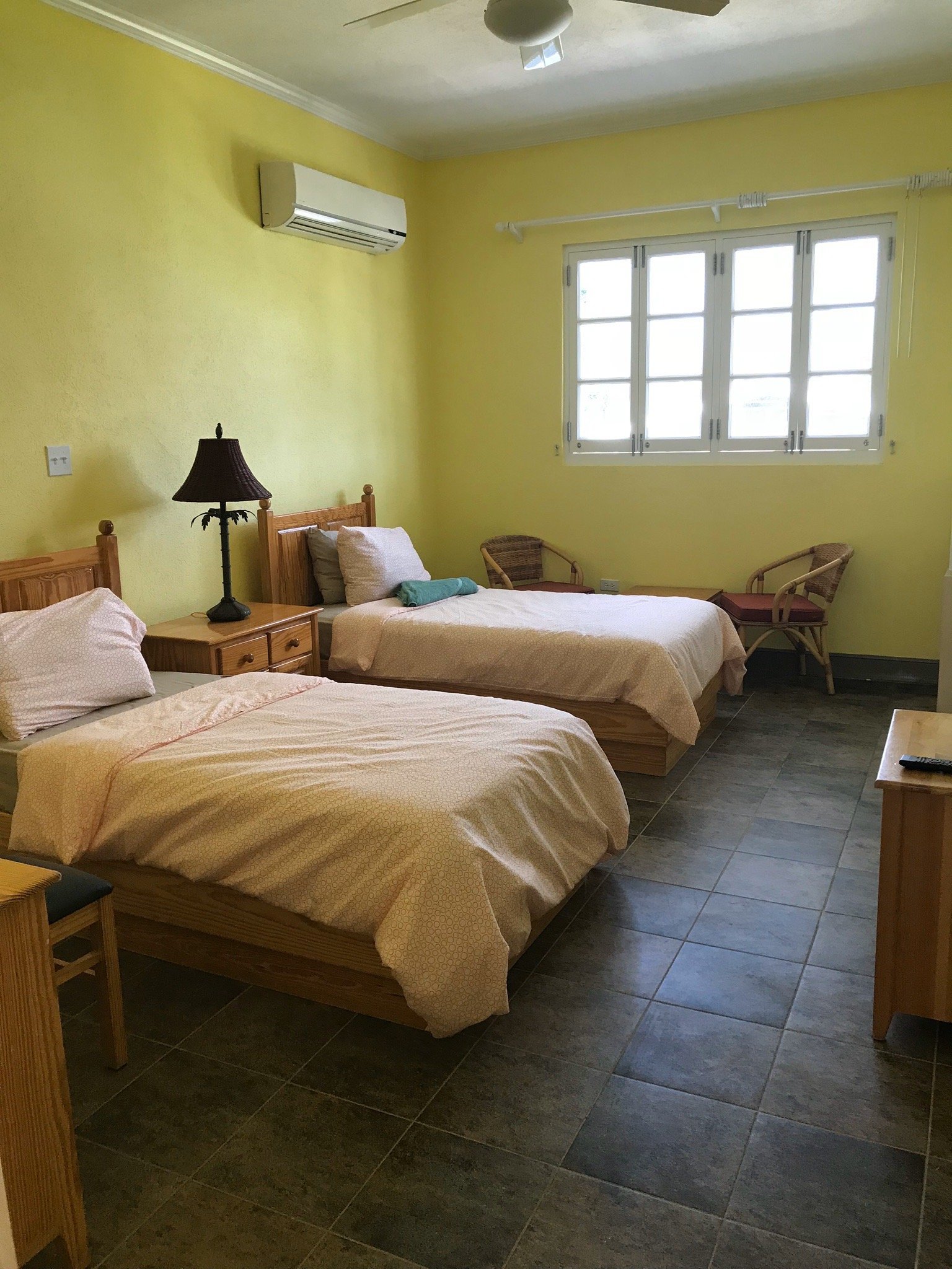 HARLEM B & B - Prices & B&B Reviews (Barbados/St. Lawrence Gap)