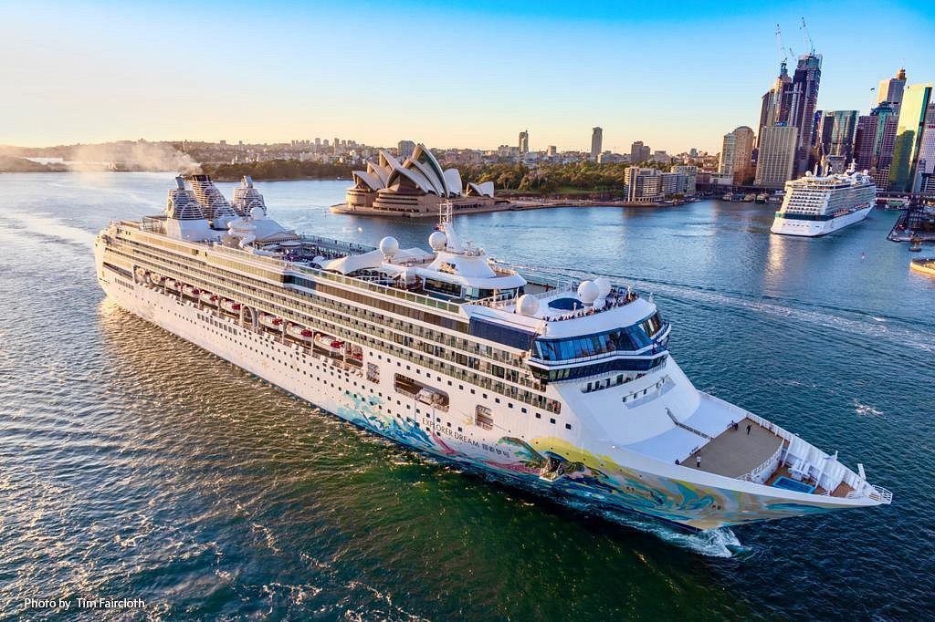 sydney cruise ships 2022