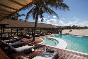 Piscina e spiaggia