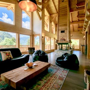 Longe with open fireplace