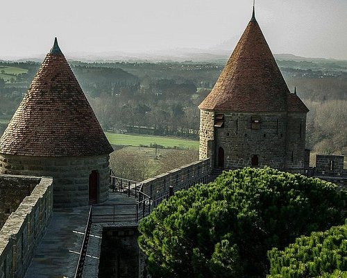 tour por carcassonne