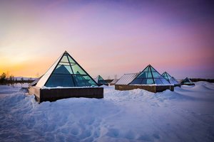 Aurora Pyramids in Kongas