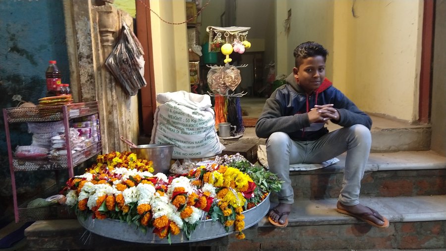 small shops selling pooja related stuff 