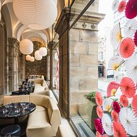 In partnership with renowned Champagne house Moët & Chandon, Peter Street Kitchen invites you on a culinary journey in Manchester this spring.