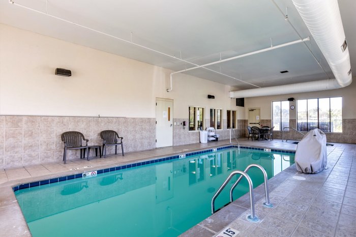 Comfort Inn Powell - Knoxville North Pool Pictures & Reviews - Tripadvisor