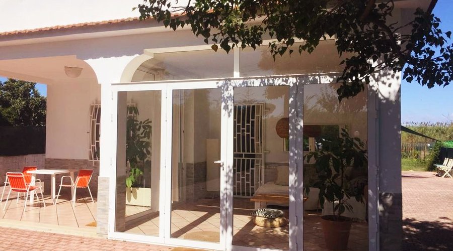 Mayana HOUSE - front veranda