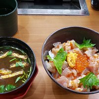 海鮮丼ランチ