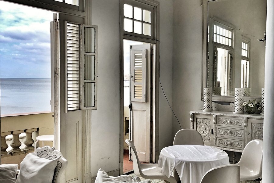 Casa Blanca B S Reviews Havana Cuba Casa Blanca B S Reviews, Casa Blanca Furniture Santa Ana