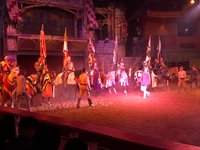 Escenario y mesas. - Picture of Tournament of Kings, Las Vegas - Tripadvisor