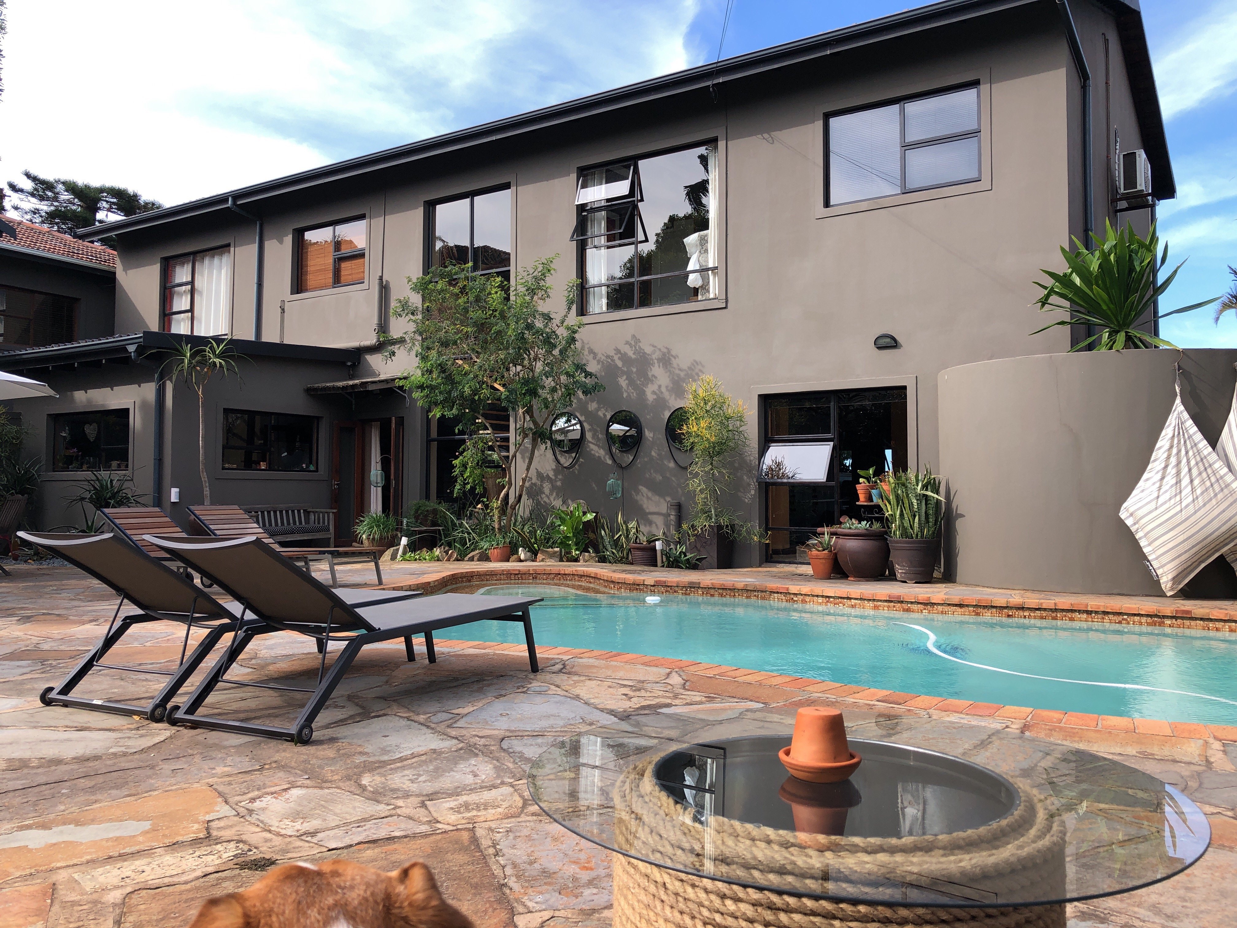 KHANYAKUDE SELF-CATERING ACCOMMODATION B&B (Durban, Africa): Prezzi ...