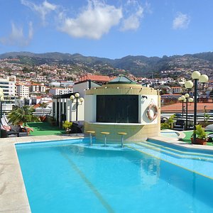Terrace pool