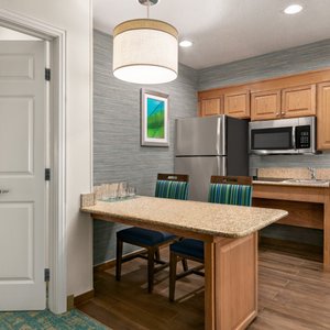 1 King Accessible Suite