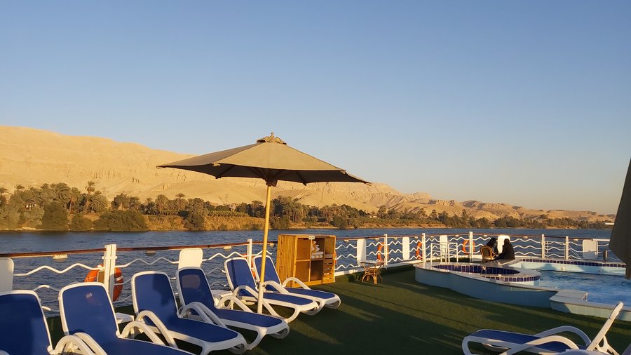 sun deck