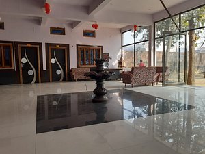 Hotel Jamuna Palace in Basti