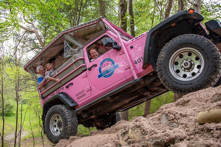 pink jeep tour in gatlinburg