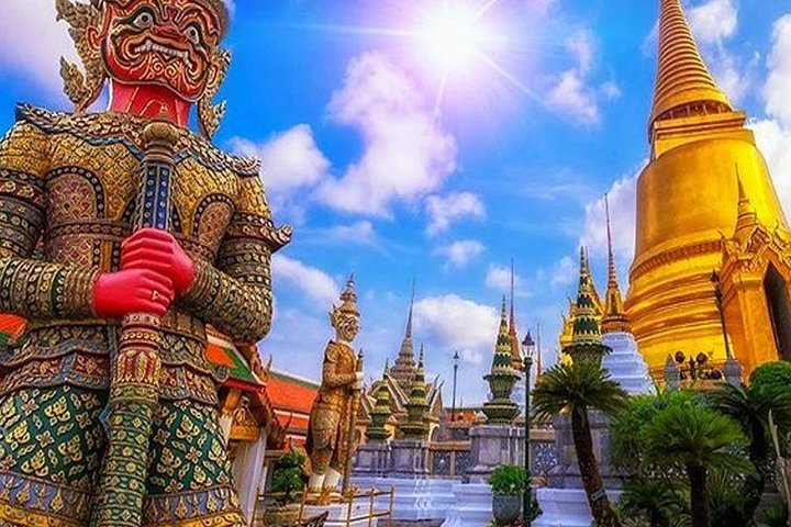 2024 Grand Palace Tour & Emerald Buddha Temple Tour Bangkok