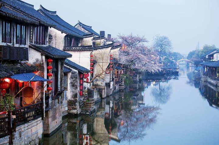 2023 Tongli and Xitang Self-Guided Tour from Shanghai by Private Transfer