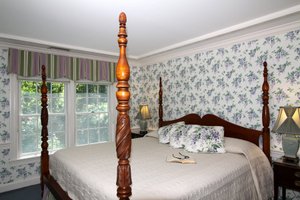 Room & Suite