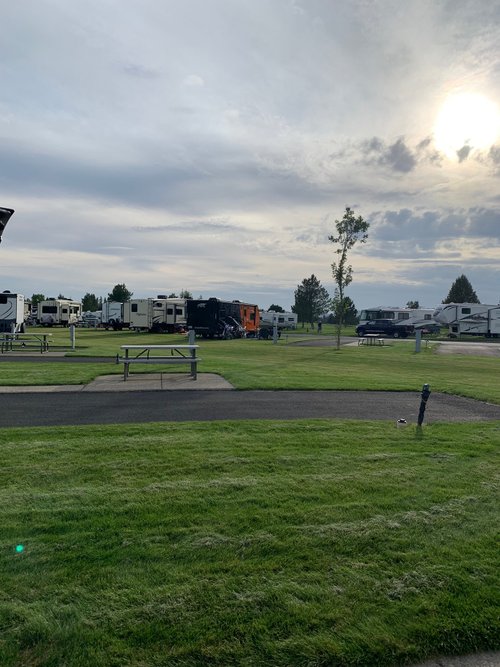 DEER PARK RV RESORT - Campground Reviews (WA)