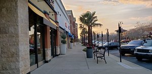 Shopping later? St. Johns Town Center is open until 9PM Monday - Saturday  and 6PM on Sunday. - Picture of St Johns Town Center, Jacksonville -  Tripadvisor