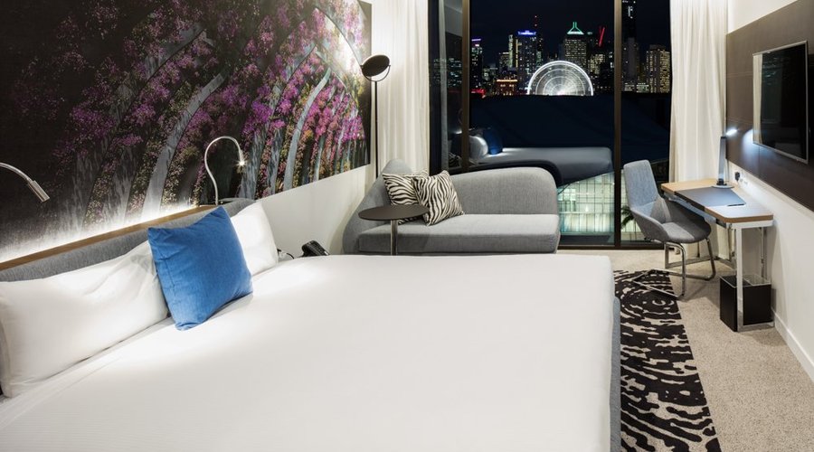 Premier King 'N' city view room