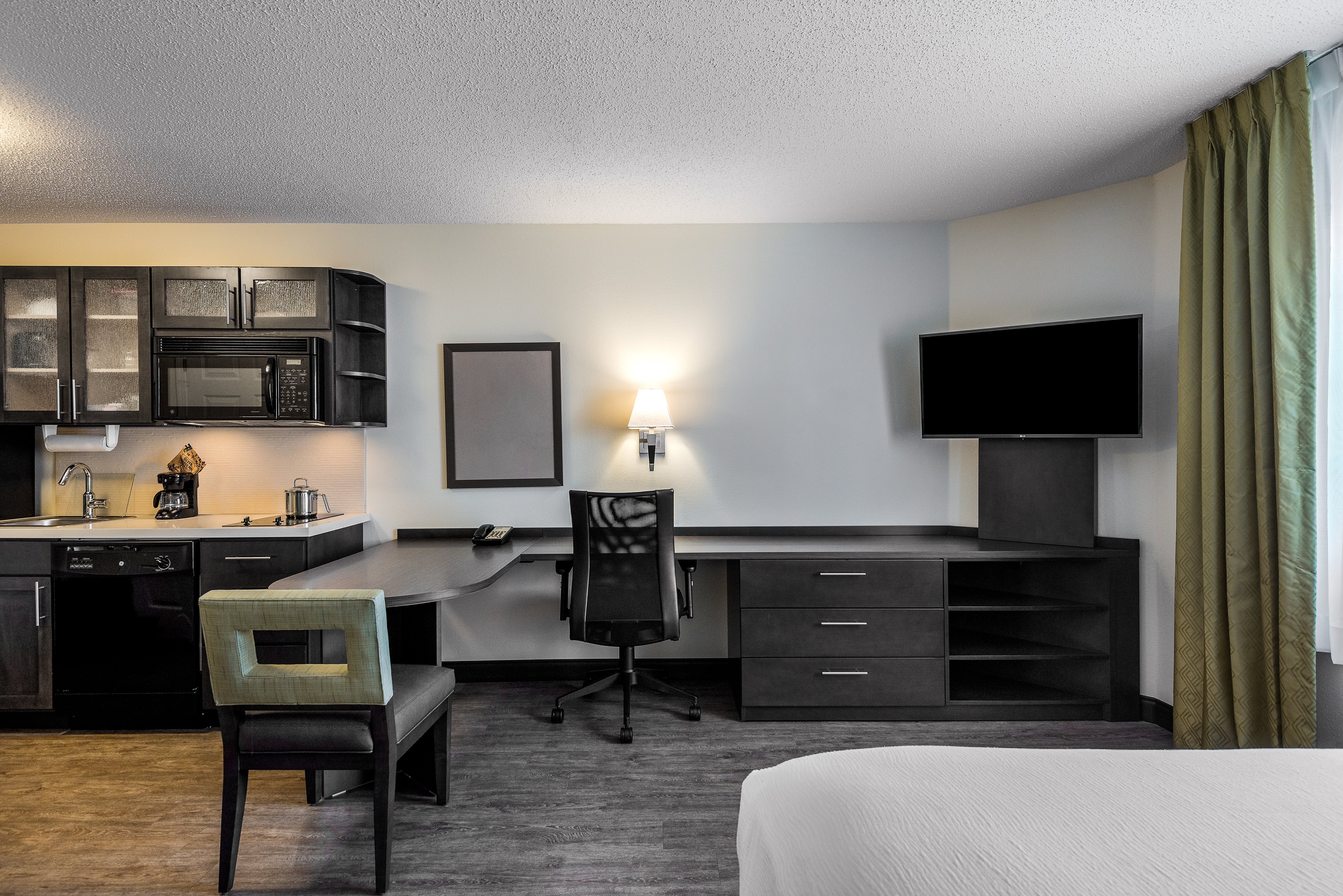 CANDLEWOOD SUITES RALEIGH CRABTREE AN IHG HOTEL Updated 2024 Prices   Studio Suite With Fully 