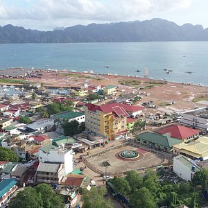 Aerial view of the hotel and the sea